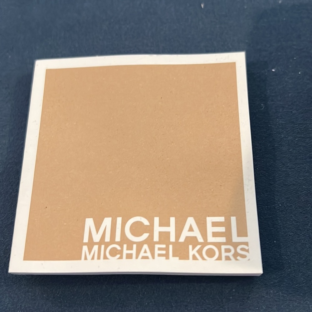 Authentic. Vintage. Michael Kors Black and Gold Watch. - Picture 4 of 7